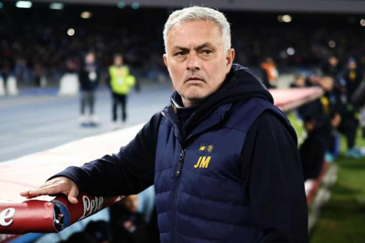 nuova panchina mourinho