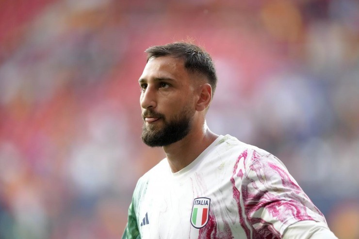 Napoli, incombe il contratto di Meret: suggestione impossibile Donnarumma