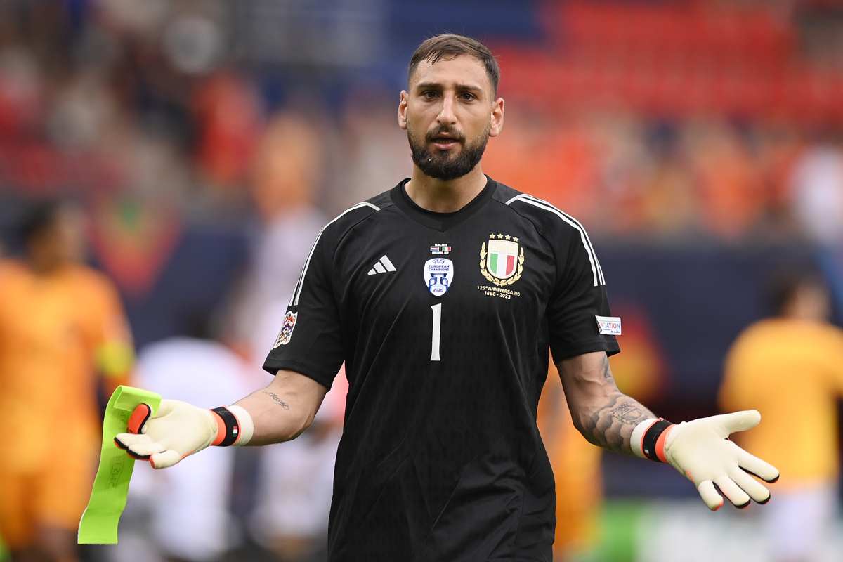 Napoli, incombe il contratto di Meret: suggestione impossibile Donnarumma