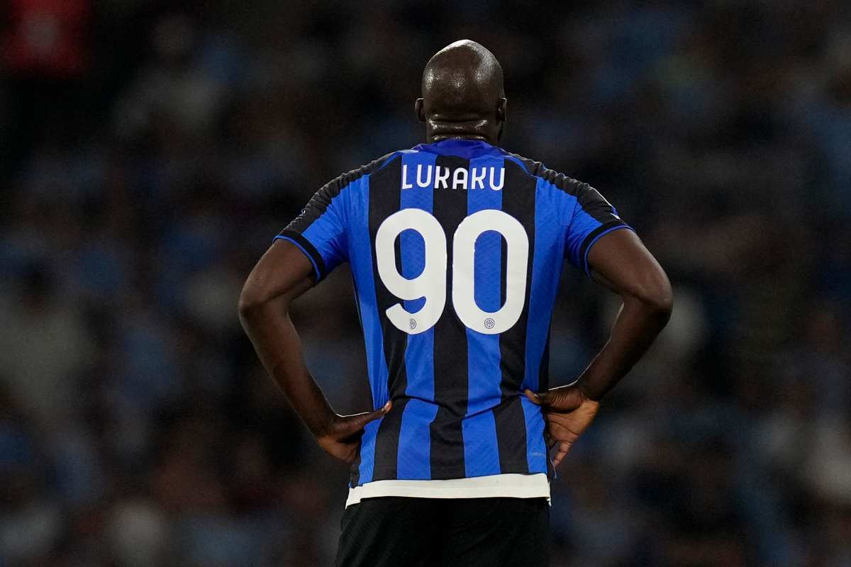 Juventus, Alberto Mauro da Lukaku a Vlahovic: "La deadline è quella del 4 agosto"