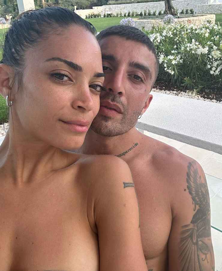 Elodie da urlo: la foto con Iannone è esagerata