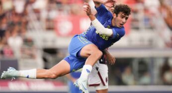 Napoli, colpo in difesa: sorpasso ADL