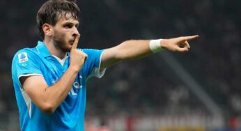 Napoli: Conte cambia ancora, nuovo ruolo per Kvara