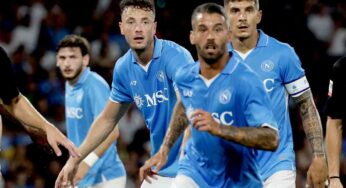 Napoli, Conte cambia ancora: fuori un titolare, scelta a sorpresa