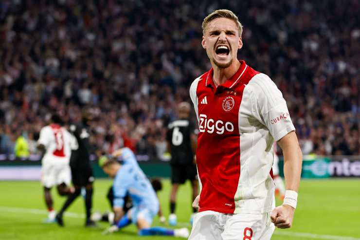 Calciomercato colpo dall'Ajax per Conte