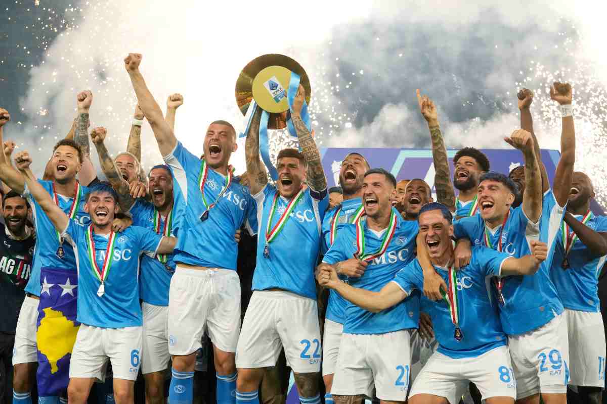 Scudetto Napoli bus scoperto