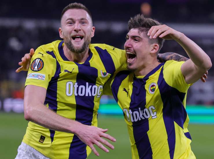 Akcicek esulta con Skriniar