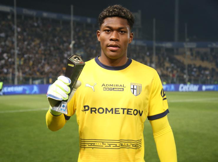 Suzuki con il premio MVP