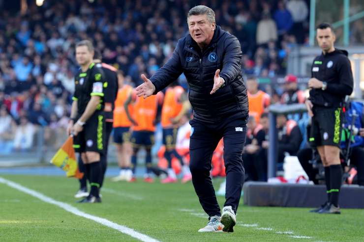 Mazzarri in panchina Napoli
