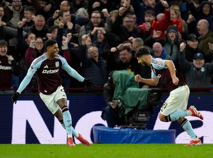 Asensio esulta con Rashford
