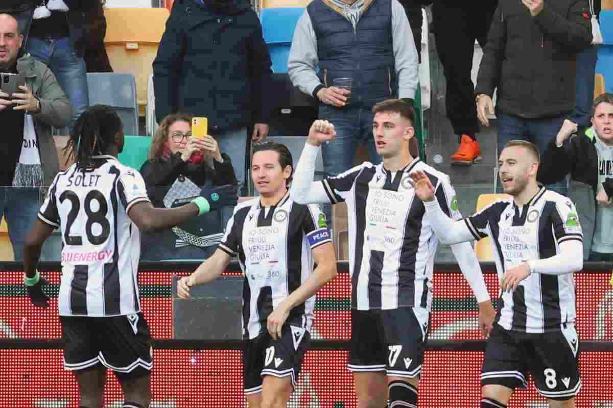 Giocatori dell'Udinese esultano
