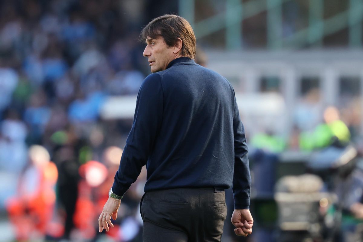 Conte e il casa Lang al Napoli