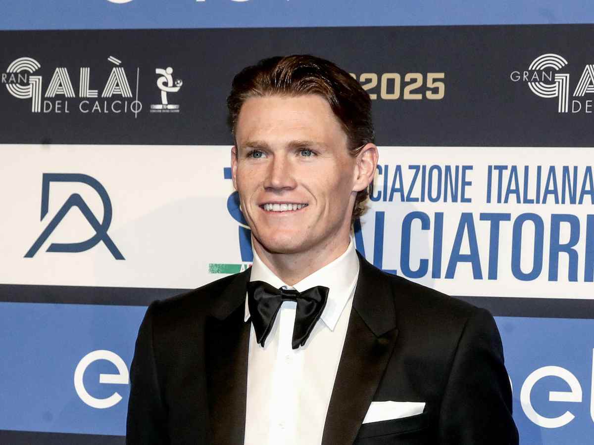 Scott McTominay in smoking