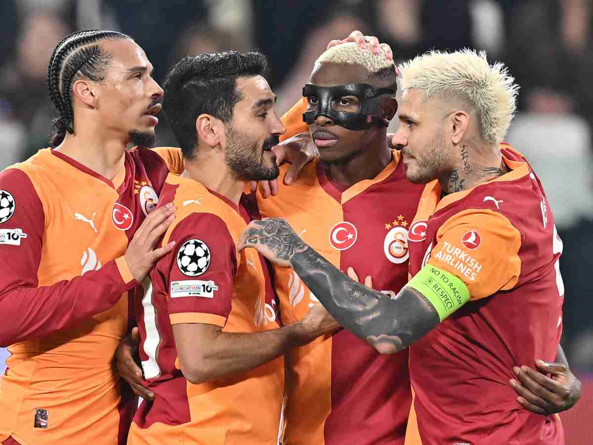 Victor Osimhen esultanza