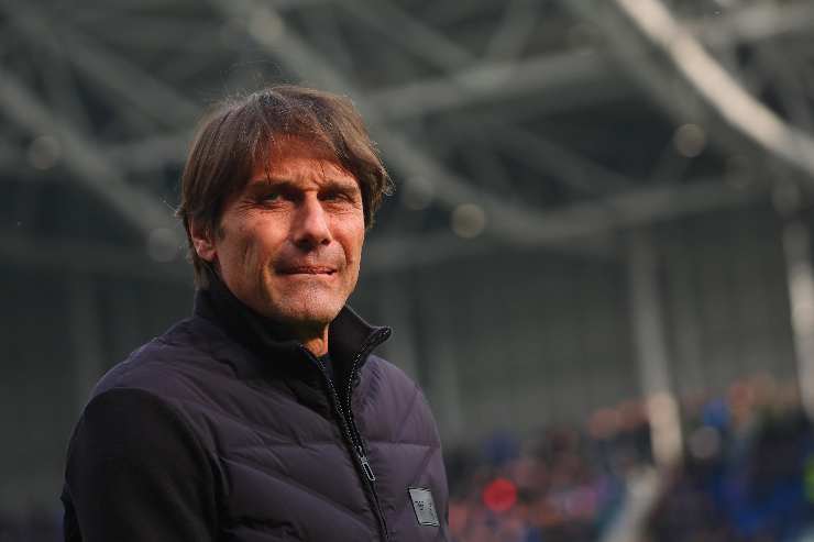 Antonio Conte in primo piano