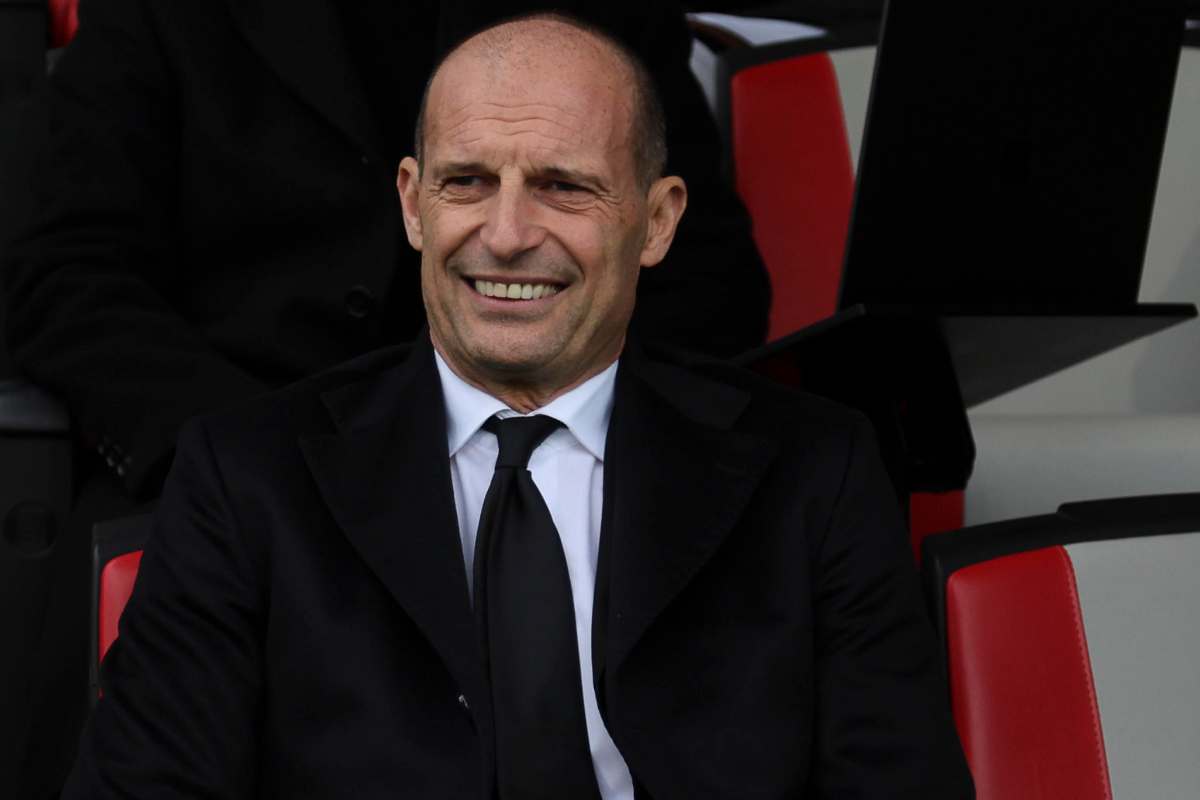 Max Allegri sorride