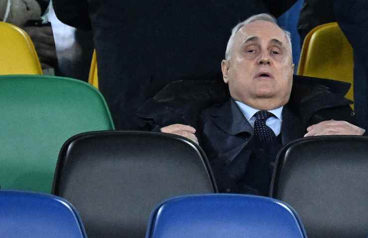 Claudio Lotito pensieroso